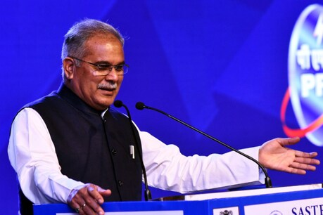 MP का सत्ता संग्राम: CM बघेल ने कहा- बहुमत साबित करेगी कमलाथ सरकार, BJP ने फैलाई अराजकता MP का सत्ता संग्राम: CM बघेल ने कहा- बहुमत साबित करेगी कमलाथ सरकार, BJP ने फैलाई अराजकता