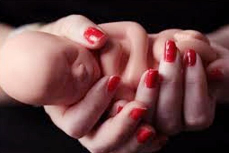 पानीपत में एक बार फिर हुई ममता शर्मसार, नाली में पड़ा मिला 5 माह का भ्रूण पानीपत में एक बार फिर हुई ममता शर्मसार, नाली में पड़ा मिला 5 माह का भ्रूण