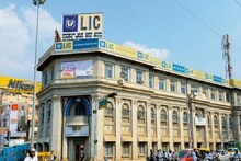LIC की हिस्सेदारी बेचने के फैसले से खुश नहीं RSS, कर्मचारी भी करेंगे हड़ताल