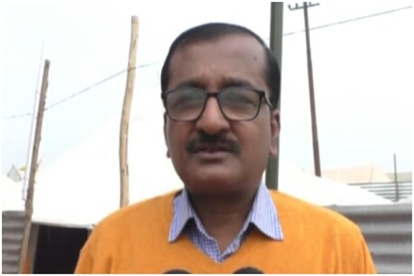 असम अल्पसंख्यक आयोग के अध्यक्ष सैयद मुमीनुल ओवाल का बड़ा बयान, बोले- 'मैं भी हिन्दू हूं’, संगम में लगाई डुबकी असम अल्पसंख्यक आयोग के अध्यक्ष सैयद मुमीनुल ओवाल का बड़ा बयान, बोले- 'मैं भी हिन्दू हूं’, संगम में लगाई डुबकी