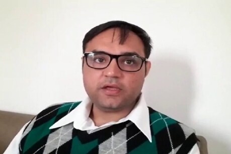 रिटायर्ड जेल वार्डन के वकील