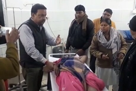 देवघर में घर में घुसकर अपराधियों ने की मां-बेटे की हत्या, जांच में जुटी पुलिस देवघर में घर में घुसकर अपराधियों ने की मां-बेटे की हत्या, जांच में जुटी पुलिस