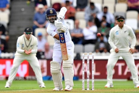 Ind vs NZ, Day 2: दूसरी पारी में भी भारत का टॉप ऑर्डर फ्लॉप, पंत-विहारी पर बड़ा लक्ष्य देने की जिम्मेदारी Ind vs NZ, Day 2: दूसरी पारी में भी भारत का टॉप ऑर्डर फ्लॉप, पंत-विहारी पर बड़ा लक्ष्य देने की जिम्मेदारी