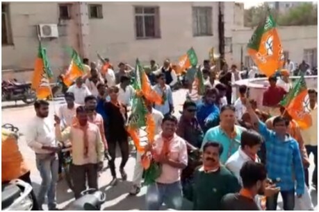 झालावाड़ नगर परिषद के उपचुनाव में BJP ने किया उलटफेर, ऐसे हासिल की सत्ता झालावाड़ नगर परिषद के उपचुनाव में BJP ने किया उलटफेर, ऐसे हासिल की सत्ता