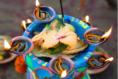 Happy Chaiti Chhath 2020: पढ़ें छठ मैया की प्राचीन आरती, लगाएं जयकारा- जय छठी मैया की Happy Chaiti Chhath 2020: पढ़ें छठ मैया की प्राचीन आरती, लगाएं जयकारा- जय छठी मैया की
