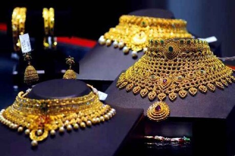Gold-Silver Price Today: रिकॉर्ड हाई पर पहुंचा सोने के दाम, 48000 के करीब कीमत, चांदी में भी बड़ा उछाल Gold-Silver Price Today: रिकॉर्ड हाई पर पहुंचा सोने के दाम, 48000 के करीब कीमत, चांदी में भी बड़ा उछाल