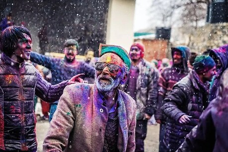 हिमाचल में होली महोत्सव. (फोटो-अभिनव)