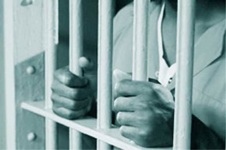 कोरोना काल में मध्य प्रदेश की जेलों में टेलीफोन बना खुशी की वजह कोरोना काल में मध्य प्रदेश की जेलों में टेलीफोन बना खुशी की वजह
