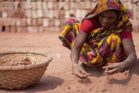 Women's Day 2020: इन महिलाओं ने कहा, हमें नहीं पता महिला दिवस क्या होता है Women's Day 2020: इन महिलाओं ने कहा, हमें नहीं पता महिला दिवस क्या होता है