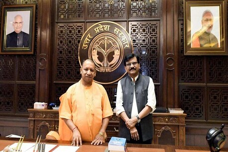 सीएम उद्धव ठाकरे का अयोध्या दौरा: शिवसेना सांसद संजय राउत ने की सीएम योगी से मुलाकात सीएम उद्धव ठाकरे का अयोध्या दौरा: शिवसेना सांसद संजय राउत ने की सीएम योगी से मुलाकात