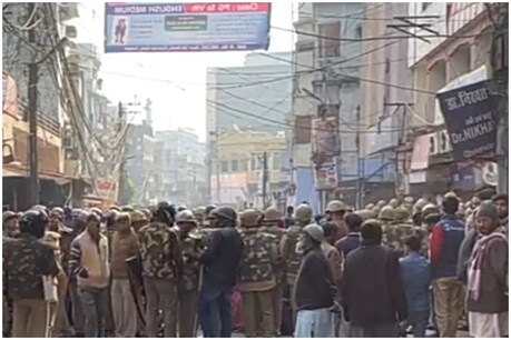 पुलिस ने कांग्रेसी नेता और उसके परिवार पर दर्ज किया मुकदमा.