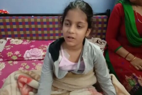 झांसी: छोटे भाई का गला रेत रहा था बदमाश, 7 साल की बहन ने इस तरह बचाई जान झांसी: छोटे भाई का गला रेत रहा था बदमाश, 7 साल की बहन ने इस तरह बचाई जान