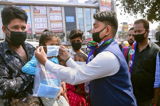 कोरोना वायरस को लेकर देशभर में अफरा-तफरी