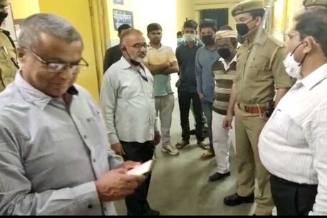 डीएम ने किया औचक निरीक्षण