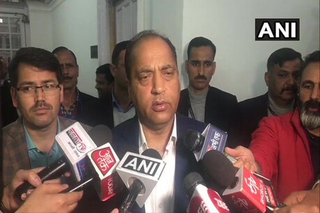 Coronavirus: हिमाचल में भी सामने आया एक संदिग्ध, CM जयराम ने दिए सख्त निर्देश Coronavirus: हिमाचल में भी सामने आया एक संदिग्ध, CM जयराम ने दिए सख्त निर्देश