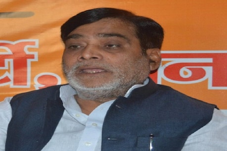 कोरोना महामारी की रोकथाम के लिए BJP सांसद रामकृपाल यादव ने दिए 1 करोड़ रुपए कोरोना महामारी की रोकथाम के लिए BJP सांसद रामकृपाल यादव ने दिए 1 करोड़ रुपए