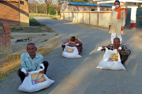Lockdown: स्मृति ईरानी ने अमेठी के गरीब परिवारों के लिए भेजी 'मोदी राहत किट', मिल रहा ये सामान Lockdown: स्मृति ईरानी ने अमेठी के गरीब परिवारों के लिए भेजी 'मोदी राहत किट', मिल रहा ये सामान