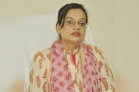 हापुड़ की जिलाधिकारी अदिति सिंह.