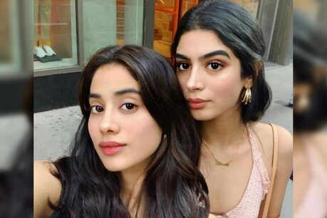 घर में Corona की एंट्री से घबरा गई थीं जाह्नवी कपूर, बोलीं- 'खुशी बोलती है गुस्सैल हो गई हो' घर में Corona की एंट्री से घबरा गई थीं जाह्नवी कपूर, बोलीं- 'खुशी बोलती है गुस्सैल हो गई हो'