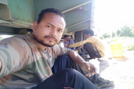 Lockdown: कश्मीर में फंसा कोटा का युवक, ट्रकों में लिफ्ट लेते हुए 8 दिन में घर पहुंचा Lockdown: कश्मीर में फंसा कोटा का युवक, ट्रकों में लिफ्ट लेते हुए 8 दिन में घर पहुंचा