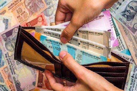 आने वाली है जेब में पेंशन! लाखों पेंशनर्स को मई से मिलेगा सरकार के बदले Pension नियम का फायदा