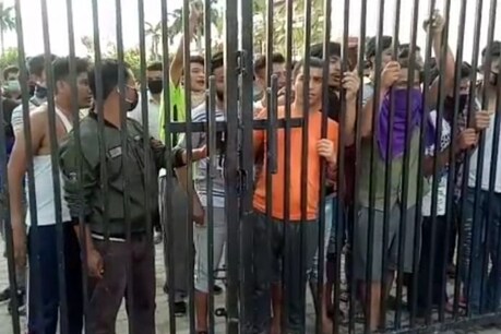 महराजगंज: इंडो-नेपाल बॉर्डर पर क्वारंटाइन किए गए 5 नेपाली नागरिक दीवार फांदकर भागे, फिर.. महराजगंज: इंडो-नेपाल बॉर्डर पर क्वारंटाइन किए गए 5 नेपाली नागरिक दीवार फांदकर भागे, फिर..