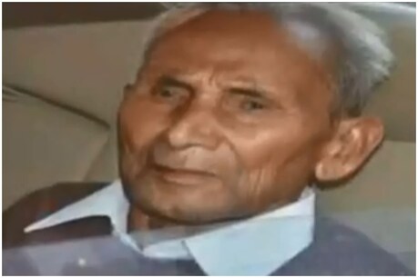 UP के सीएम योगी आदित्यनाथ के पिता का निधन, AIIMS में चल रहा था इलाज UP के सीएम योगी आदित्यनाथ के पिता का निधन, AIIMS में चल रहा था इलाज