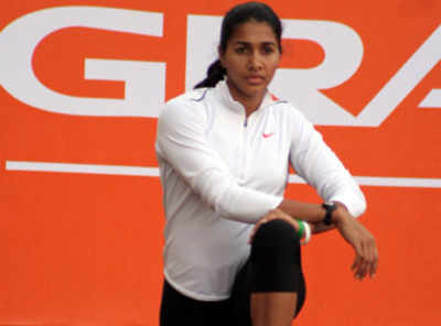 anju bobby george birthday the women athlete who created history in world championship|<a href='https://www.lokmatnews.in/topics/anju-bobby-george/'>अंजू बॉबी जॉर्ज</a>: भारतीय एथलेटिक्स की पहली वर्ल्ड चैंपियन, जिसने दुनिया को दिखाया भारत का दम