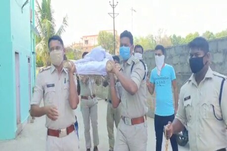 कोरोना संकट के बीच बस्तर पुलिस ने एक मिसाल पेश की है.
