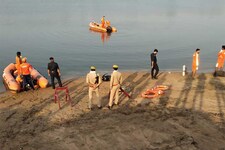 फतेहपुर: यमुना नदी में डूबी नाव, एक दरोगा, सिपाही व नाविक की मौत