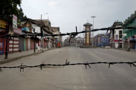 कोरोना वायरस: पूरा पुणे शहर 3 मई तक घोषित किया गया कंटेनमेंट ज़ोन कोरोना वायरस: पूरा पुणे शहर 3 मई तक घोषित किया गया कंटेनमेंट ज़ोन