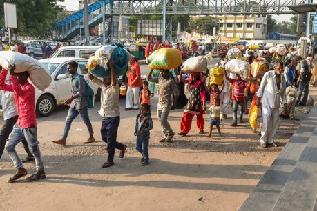 गुजरात में फंसे 4500 से अधिक प्रवासी मजदूरों को भेजा गया घर, राजस्थान, मप्र और यूपी के हैं सभी गुजरात में फंसे 4500 से अधिक प्रवासी मजदूरों को भेजा गया घर, राजस्थान, मप्र और यूपी के हैं सभी