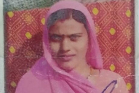 मैनपुरी: पलायन कर गांव पहुंचे लोगों की सूचना देने के विवाद में हुई फायरिंग, महिला की मौत मैनपुरी: पलायन कर गांव पहुंचे लोगों की सूचना देने के विवाद में हुई फायरिंग, महिला की मौत
