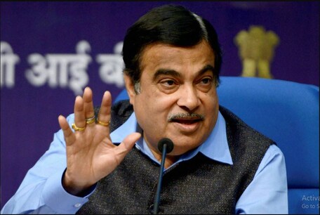 दिल्ली-मुंबई एक्सप्रेसवे के किनारे स्मार्ट सिटीज बसाने पर विचार कर रही सरकार: गडकरी दिल्ली-मुंबई एक्सप्रेसवे के किनारे स्मार्ट सिटीज बसाने पर विचार कर रही सरकार: गडकरी