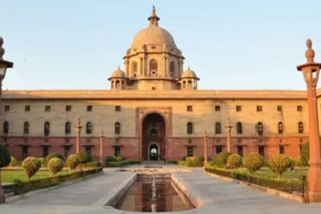 राष्ट्रपति भवन परिसर तक पहुंचा कोरोना, अंडर सेक्रेटरी सहित 125 परिवार हुए होम क्वारंटाइन राष्ट्रपति भवन परिसर तक पहुंचा कोरोना, अंडर सेक्रेटरी सहित 125 परिवार हुए होम क्वारंटाइन