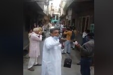 कोरोना वायरस: पंजाब में उड़ीं लॉकडाउन की धज्जियां, सड़कों पर हुई नारेबाजी