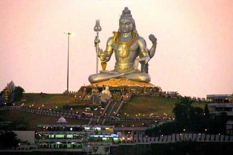 मासिक शिवरात्रि आज, जानें पूजा विधि, महत्व और शुभ मुहूर्त मासिक शिवरात्रि आज, जानें पूजा विधि, महत्व और शुभ मुहूर्त