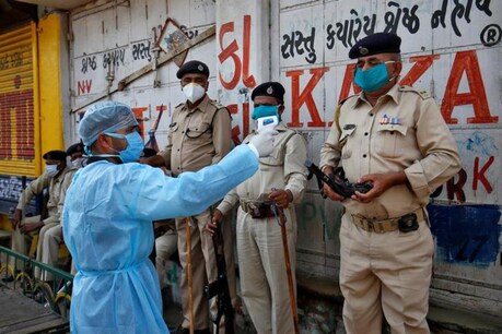 Coronavirus: महाराष्ट्र में कोरोना केस 42 हजार के करीब, जानें आपके राज्य का हाल