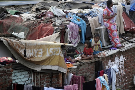 महाराष्ट्र : एक दिन में कोरोना के 2127 केस और 76 लोगों की मौत, कुल संख्या 37 हजार पार महाराष्ट्र : एक दिन में कोरोना के 2127 केस और 76 लोगों की मौत, कुल संख्या 37 हजार पार