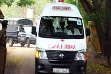 COVID-19: दिल्ली में कोरोना का कहर जारी, कैट्स एंबुलेंस सेवा के 46 कर्मचारी हुए संक्रमित COVID-19: दिल्ली में कोरोना का कहर जारी, कैट्स एंबुलेंस सेवा के 46 कर्मचारी हुए संक्रमित