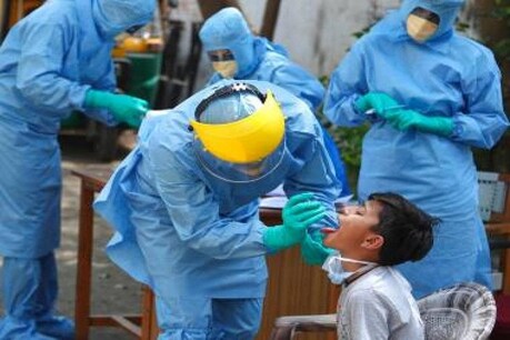 COVID-19: कोरोना संक्रमित मरीजों की संख्या 56,000 के पार, जानें राज्यों का हाल