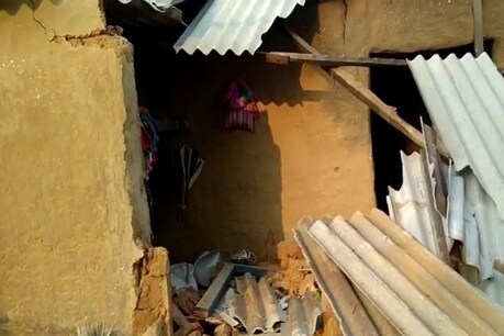छत्तीसगढ़: डेढ़ लाख से अधिक परिवारों ने पक्की छत की आस में तोड़ डाले कच्चे मकान, अब खा रहे हैं ठोकरे छत्तीसगढ़: डेढ़ लाख से अधिक परिवारों ने पक्की छत की आस में तोड़ डाले कच्चे मकान, अब खा रहे हैं ठोकरे