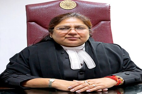 जस्टिस संगीता ढींगरा सहगल का पद से इस्तीफा, दिल्ली राज्य उपभोक्ता आयोग का अध्यक्ष पद संभालेंगी जस्टिस संगीता ढींगरा सहगल का पद से इस्तीफा, दिल्ली राज्य उपभोक्ता आयोग का अध्यक्ष पद संभालेंगी