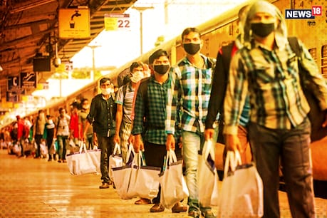 यहां के प्रवासी मजदूरों ने बदला हरियाणा से अपने घर जाने का इरादा, पांच ट्रेनें रद्द, ये है वजह यहां के प्रवासी मजदूरों ने बदला हरियाणा से अपने घर जाने का इरादा, पांच ट्रेनें रद्द, ये है वजह