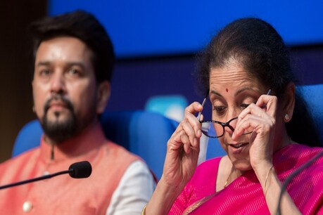 भारत में कैसे आएंगी विदेशी कंपनियां, निर्मला सीतारमण ने दी प्लान की पूरी जानकारी भारत में कैसे आएंगी विदेशी कंपनियां, निर्मला सीतारमण ने दी प्लान की पूरी जानकारी