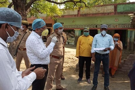 उन्नाव: 72 घंटे में तेजी से बढ़े 16 कोरोना पॉजिटिव मरीज, एक प्रवासी श्रमिक की मौत उन्नाव: 72 घंटे में तेजी से बढ़े 16 कोरोना पॉजिटिव मरीज, एक प्रवासी श्रमिक की मौत