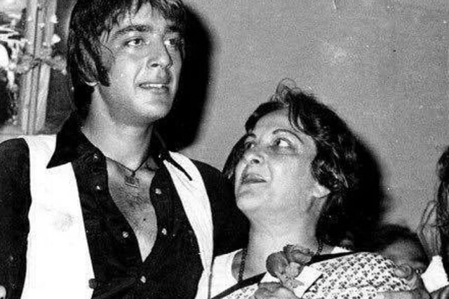 मां नरगिस की डेथ एनिवर्सरी पर संजय दत्त ने शेयर की खूबसूरत तस्वीर