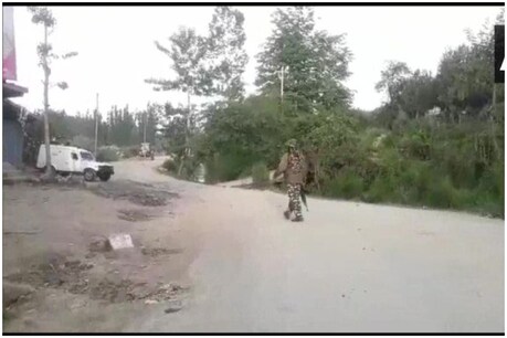 जम्मू-कश्मीर: कुलगाम में एनकाउंटर, इलाके की घेराबंदी कर जारी है सर्च ऑपरेशन