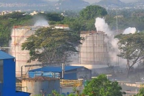 Vizag Gas Leak: जिस फैक्ट्री में हुआ गैस रिसाव, वहां होता था इस चीज का निर्माण, जानें