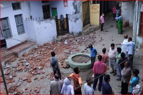 जौनपुर में तूफानी कहर, युवती समेत तीन लोगों की मौत, कई घायल जौनपुर में तूफानी कहर, युवती समेत तीन लोगों की मौत, कई घायल